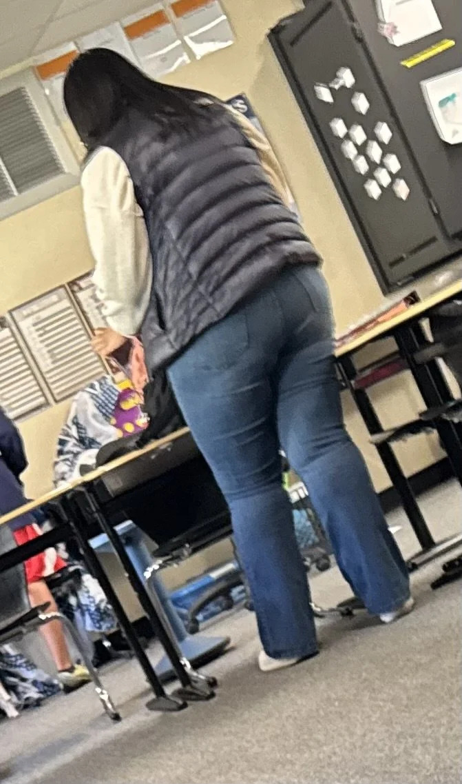 Dm me if you can tribute my chunky islander teacher image 8
