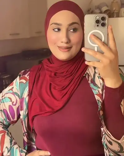 Arab Hijab tempts 🔥 cover image