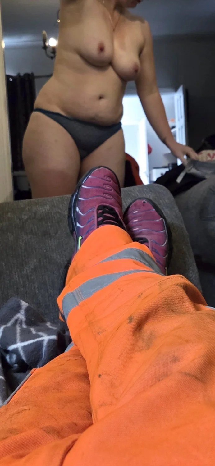 British Wife getting ready for work image 2