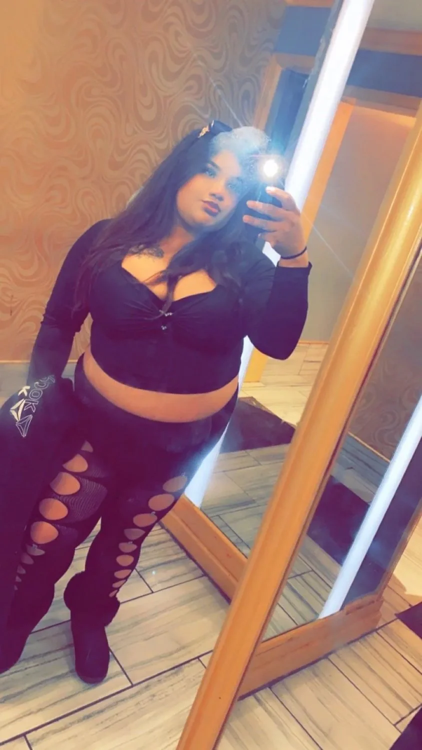 Corpus Latina BBW Chloe image 4