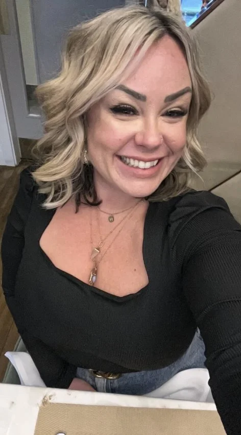 Gorgeous Pawg Milf image 10