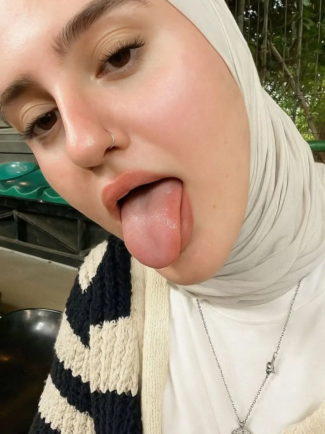 Hijabis are out of control (part 3) image 3
