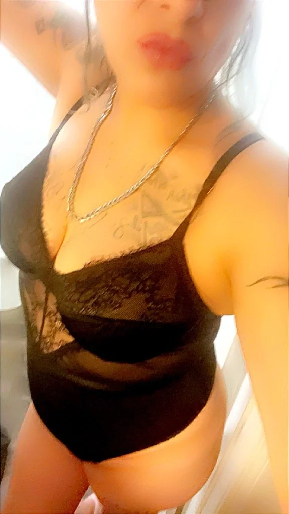 CREAMY NOISY pussy Mother in law gets leaked by ex son in law image 4