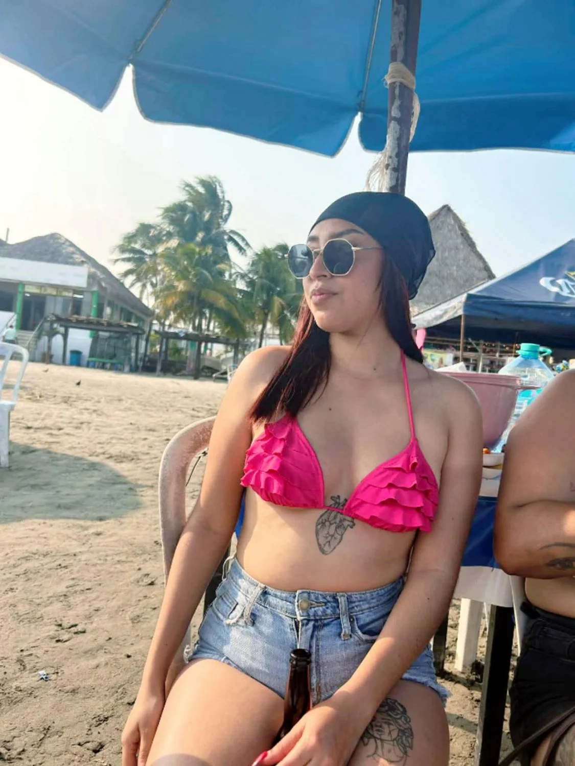 Que les parece la puta de Mariana Castro image 2