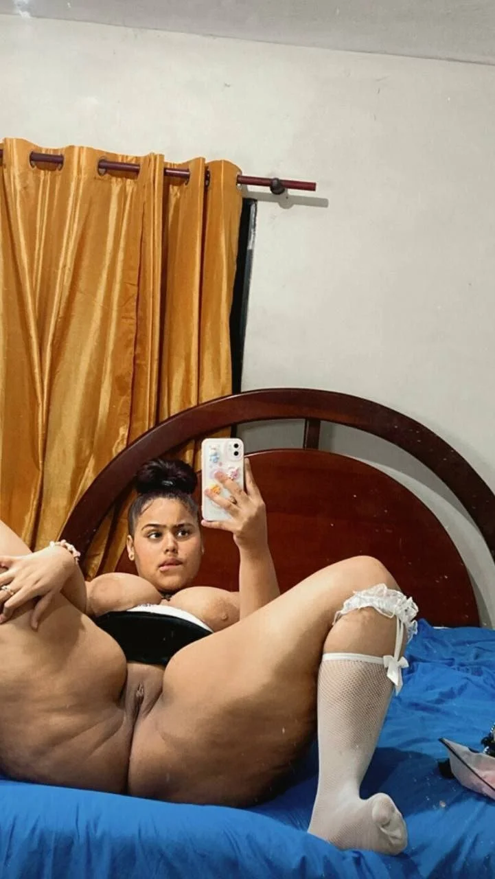 Gordita Dominicana 🇩🇴 Con gran culo🍑🔥 Es una Experta Haciendo Garganta profunda 🥵🍆💦 image 18