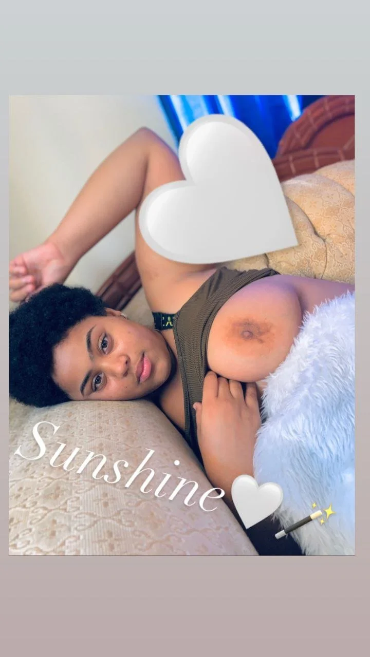 Gordita Dominicana 🇩🇴 Con gran culo🍑🔥 Es una Experta Haciendo Garganta profunda 🥵🍆💦 image 27