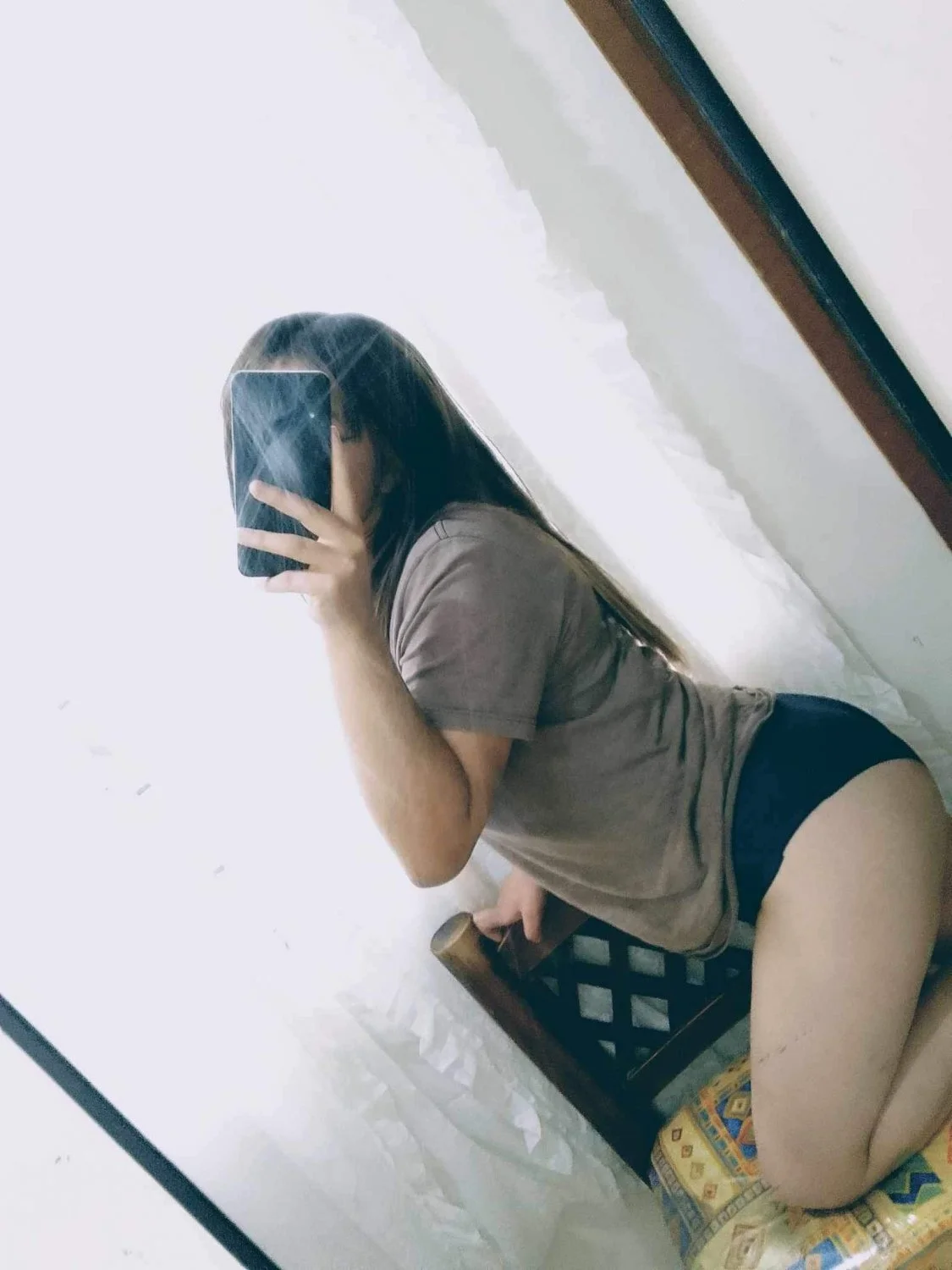 La tímida del trabajo image 6