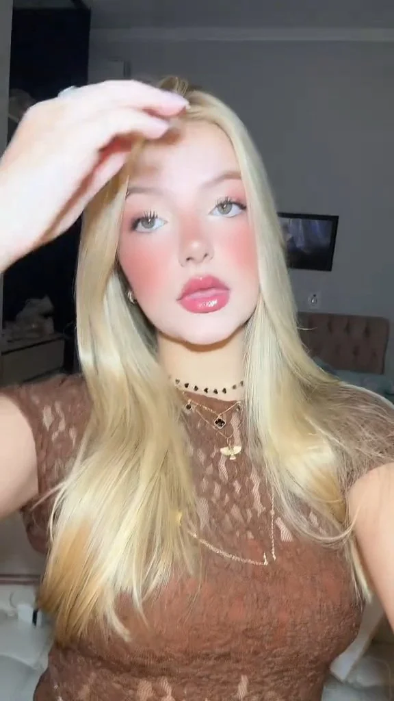 Novinha do insta image 17