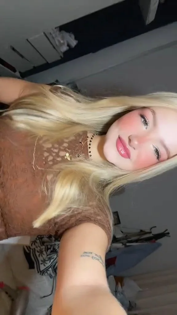 Novinha do insta image 4
