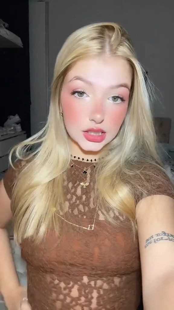 Novinha do insta image 8