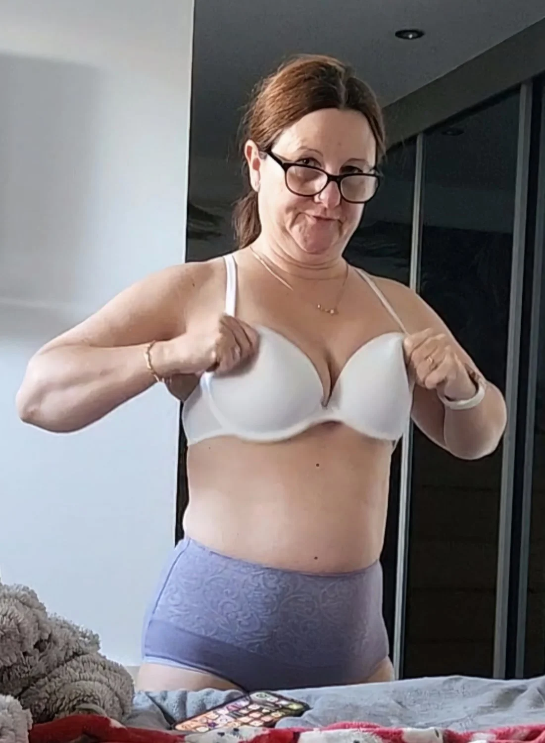 A few bra pics - non nude. See her other galleries for nudes. image 15