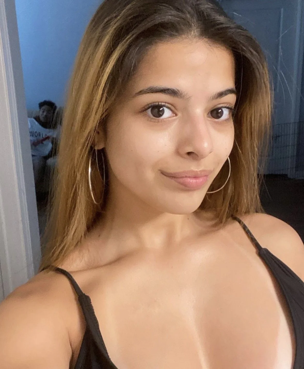 Texas Latina Milf image 2