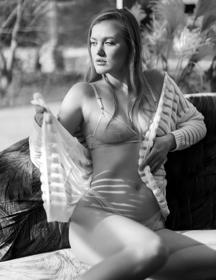 Dasha Boudoir image 12