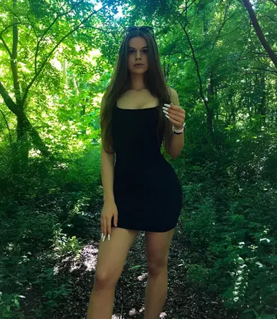 [kik] shsjebbd thick bimbo babe needs to be pounded hard by thick cock cover image