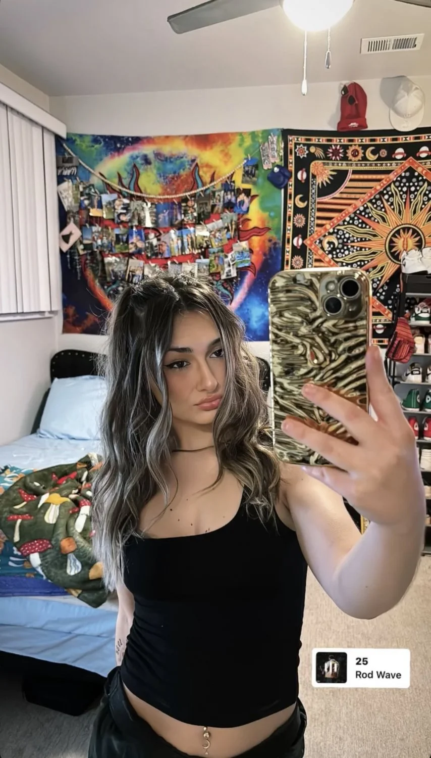 College ex girlfriend Kira nudes image 11