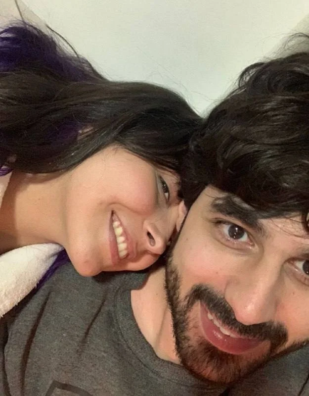 namorada gostosa vazou sentando forte na rola! vazados, vazou, novinhas, casal amador image 1