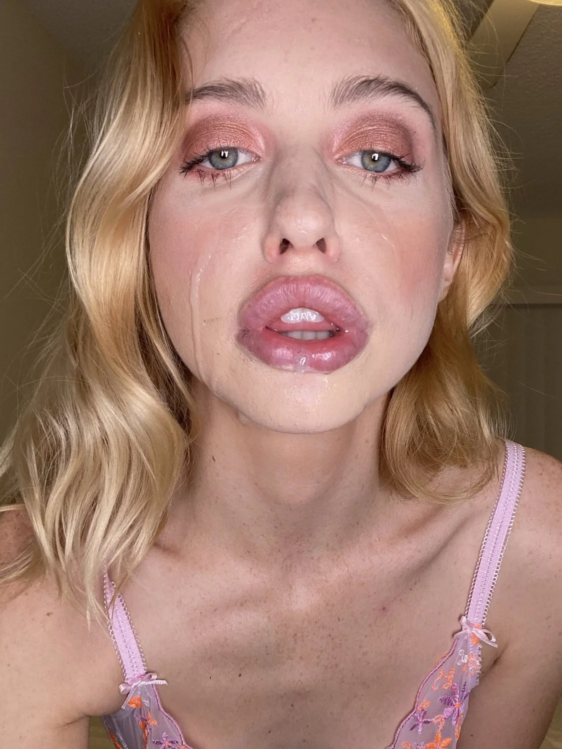 Chloe Cherry image 15