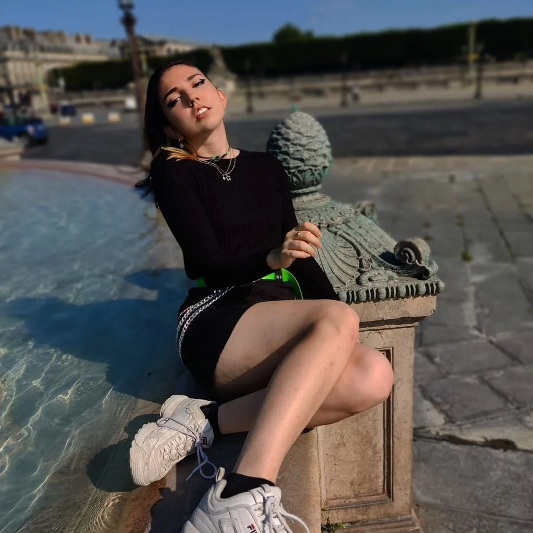 French Magalie hot slut image 3