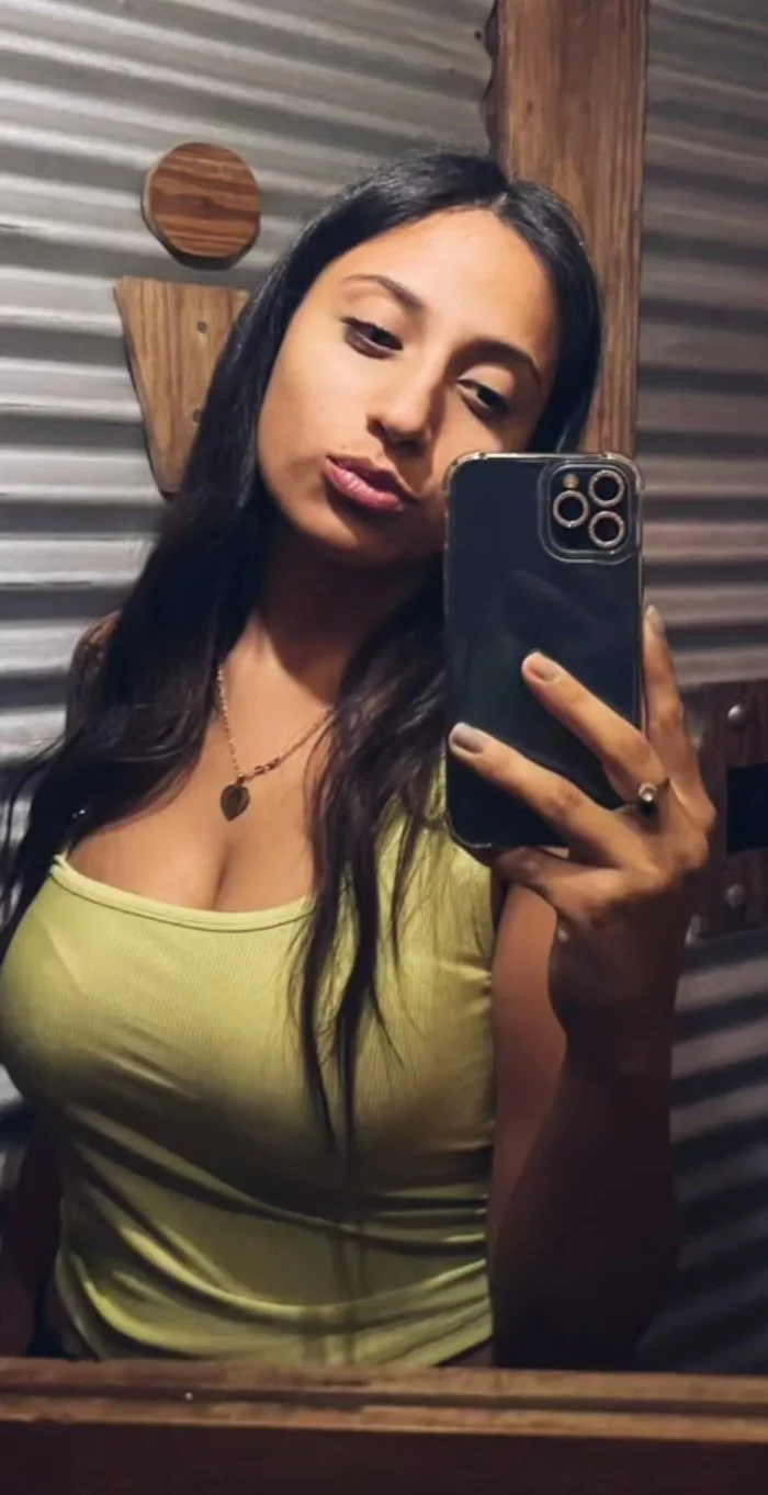 Tetona main image