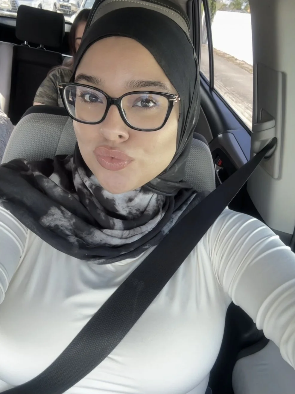 pakistani hijabi whore loves to blowjob image 4