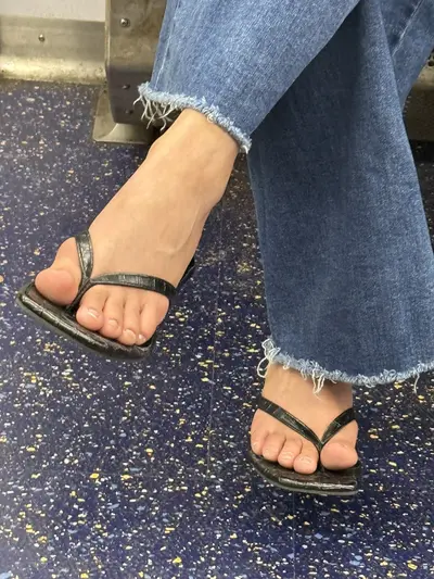 Latina subway feet cover image