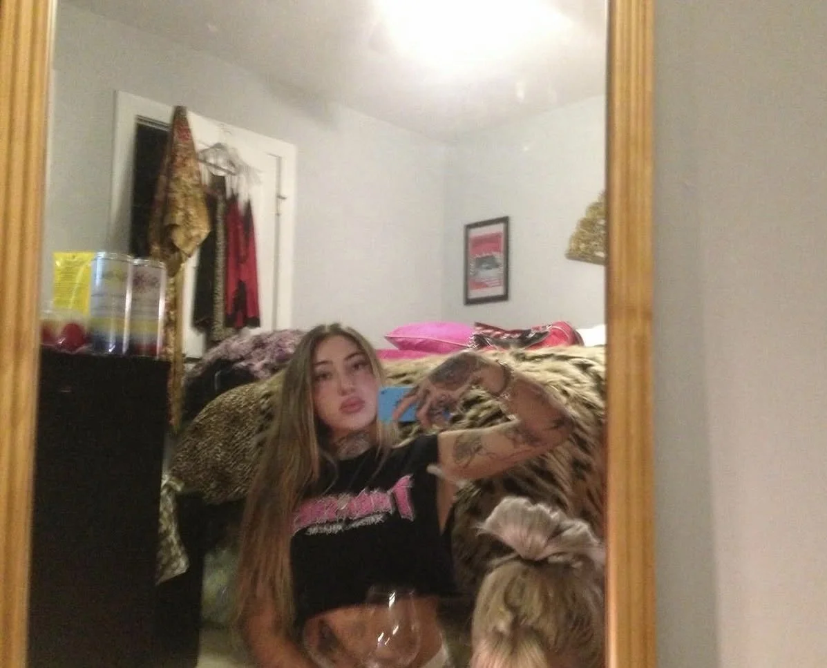 Tatted slut with fat ass gets shared by bf image 15