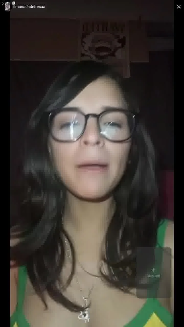 tiktok live l1m0n4d4d3 latina jiggling image 11