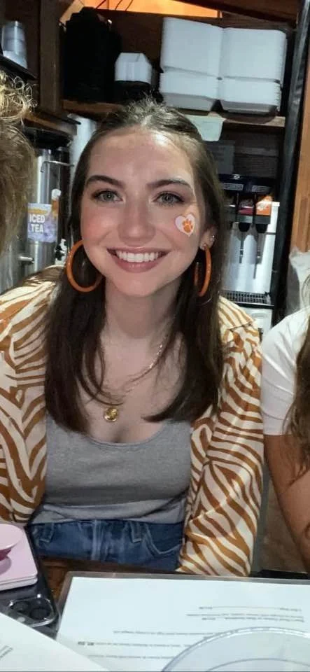 Irl Nicole kik me to talk about her image 3