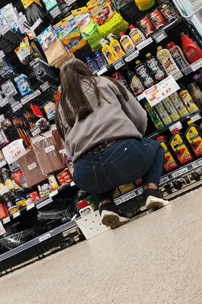 Ass in public 17 cover image