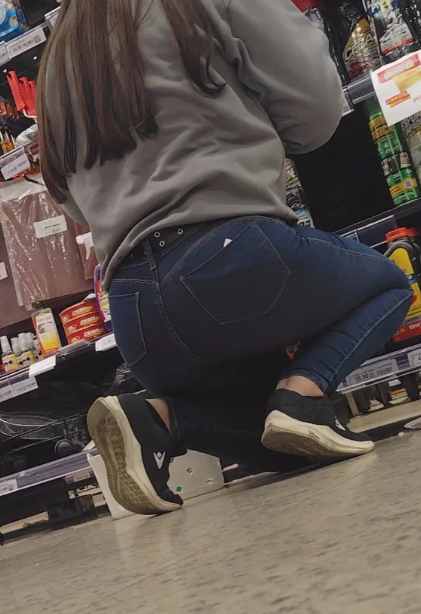 Ass in public 17 image 11