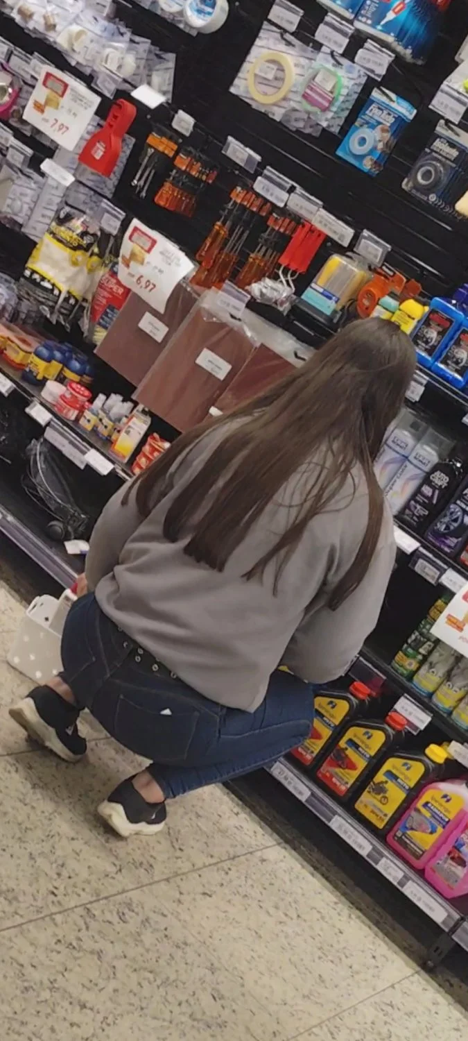 Ass in public 17 image 34