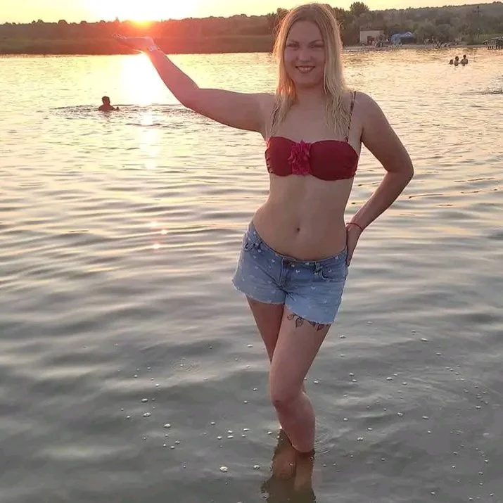 Olesya Maksimenko Ukrainian 🇺🇦 pussy just perfect for big cocks image 7