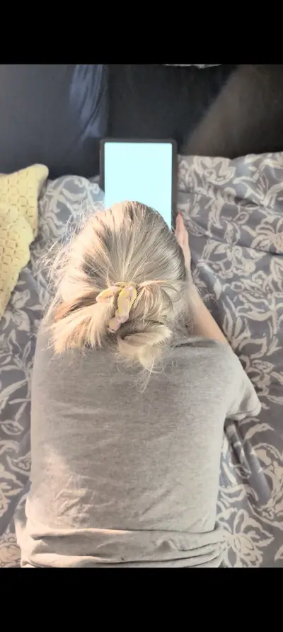Mom is busy reading with ass up lets him use her pussy cover image