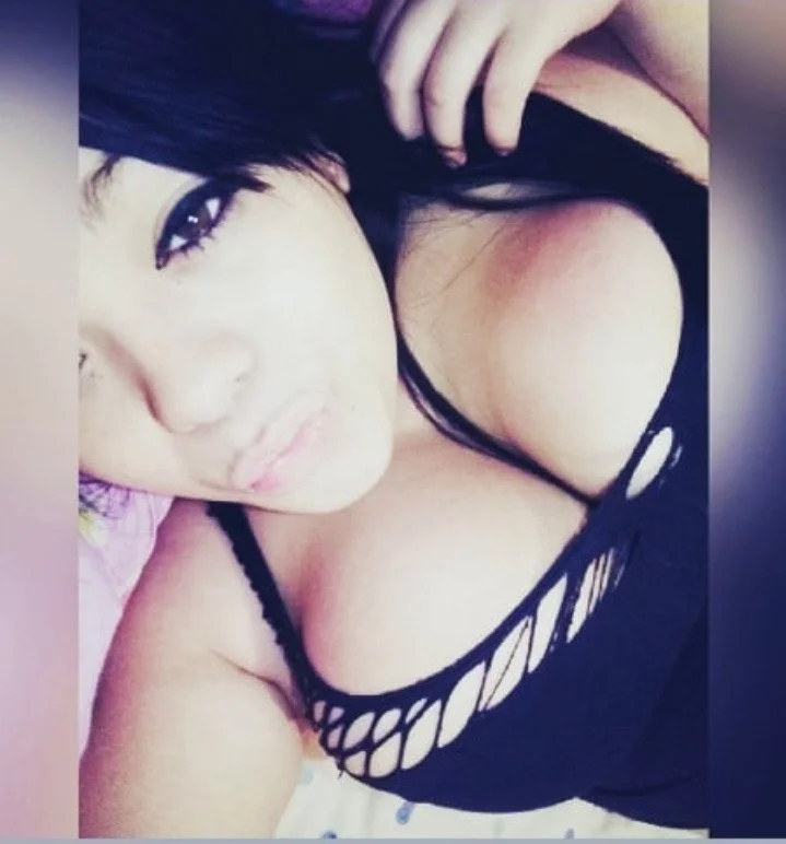 Chubby Big tits image 11