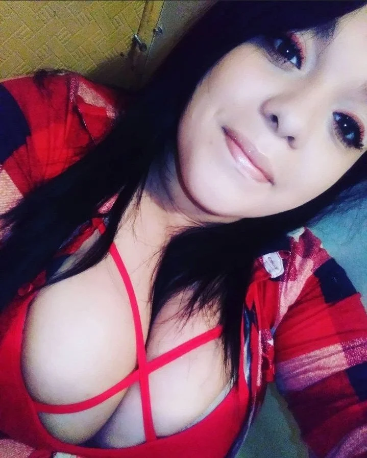 Chubby Big tits image 8