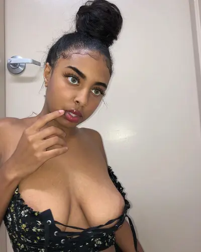 Novinha pretinha cover image