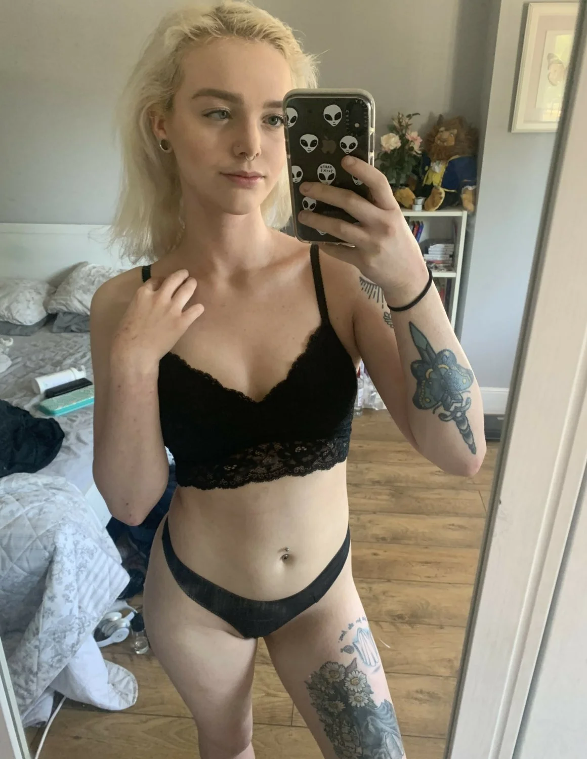 UK Slut Hannah image 10
