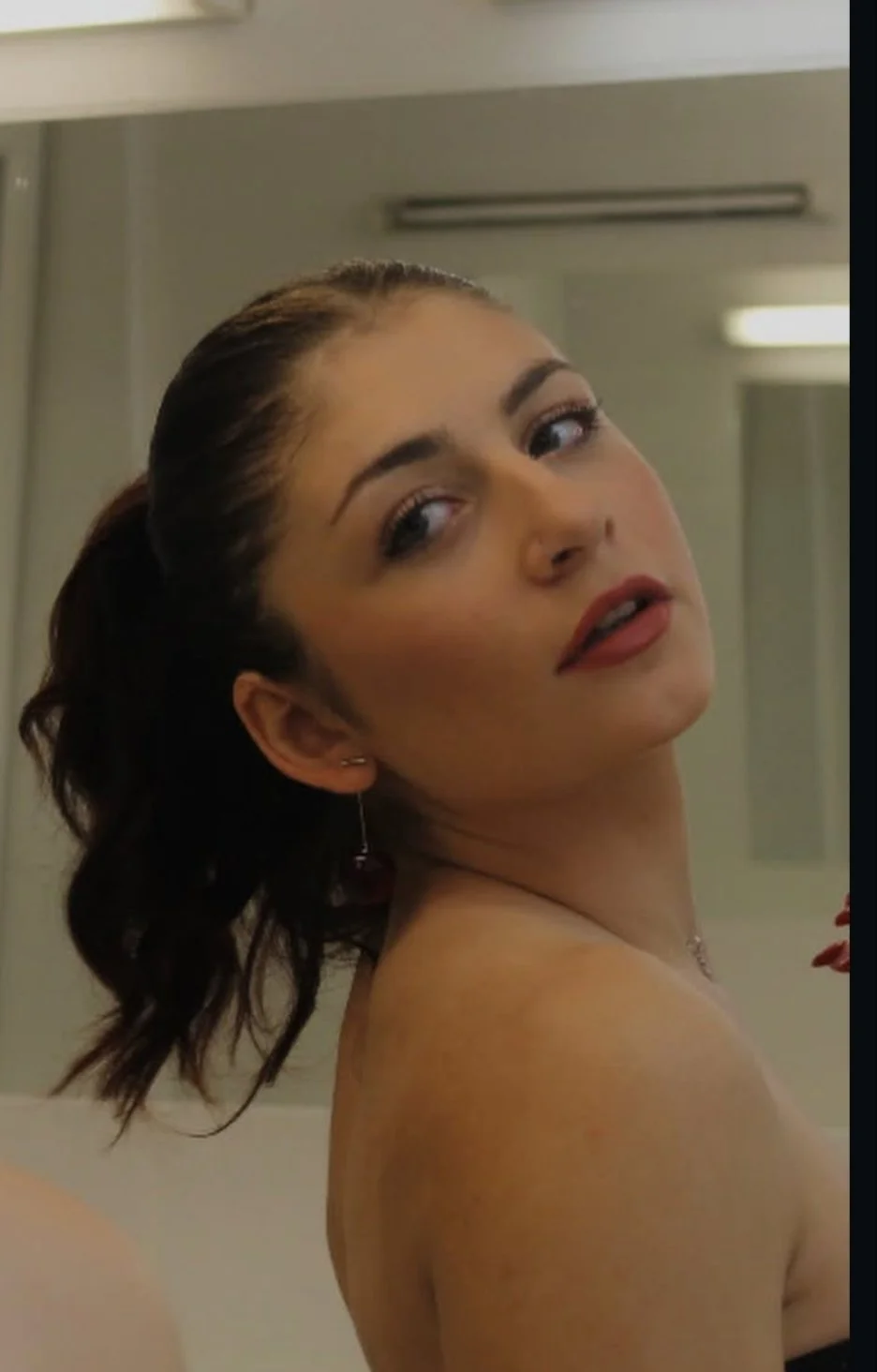 Shameless fit teen slut Monika T. leaked naked image 2