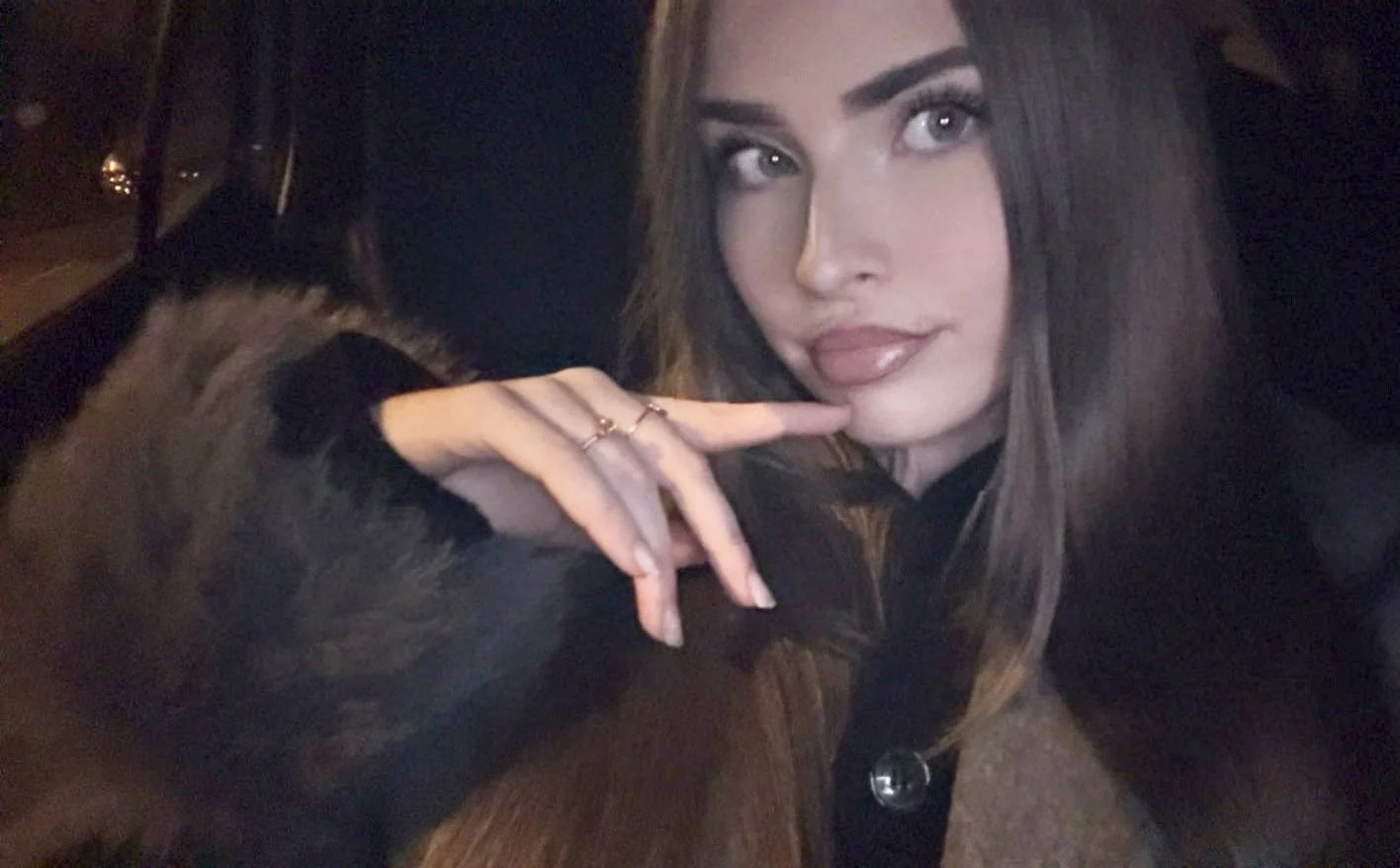 Leatitia a Slutwife image 14