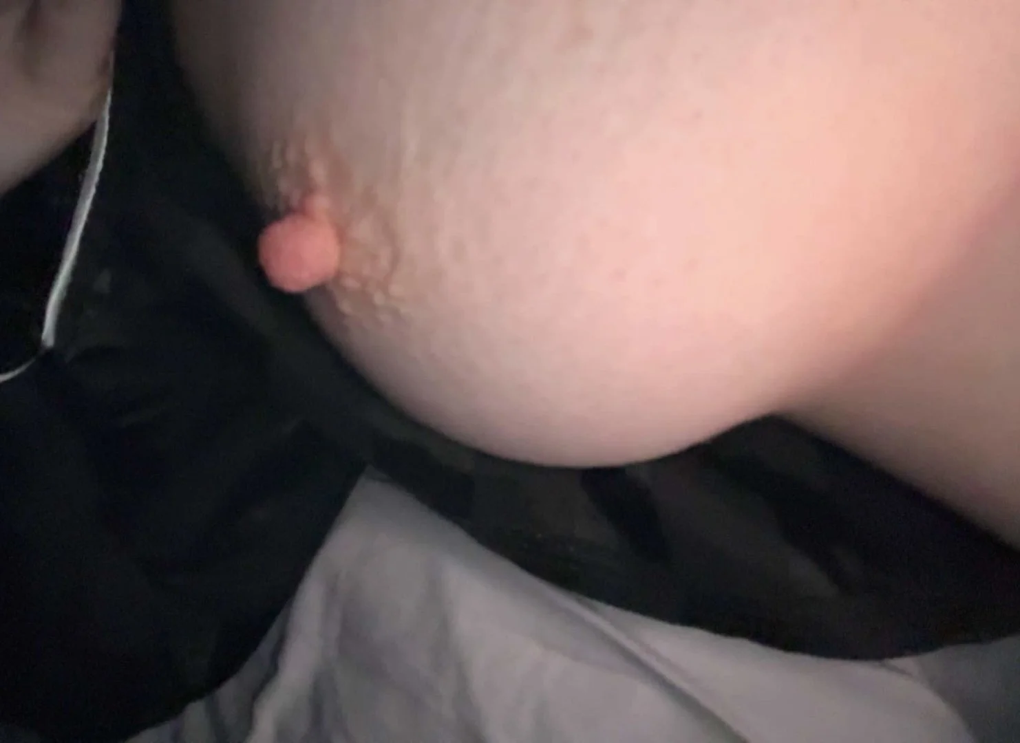 Leatitia a Slutwife image 20