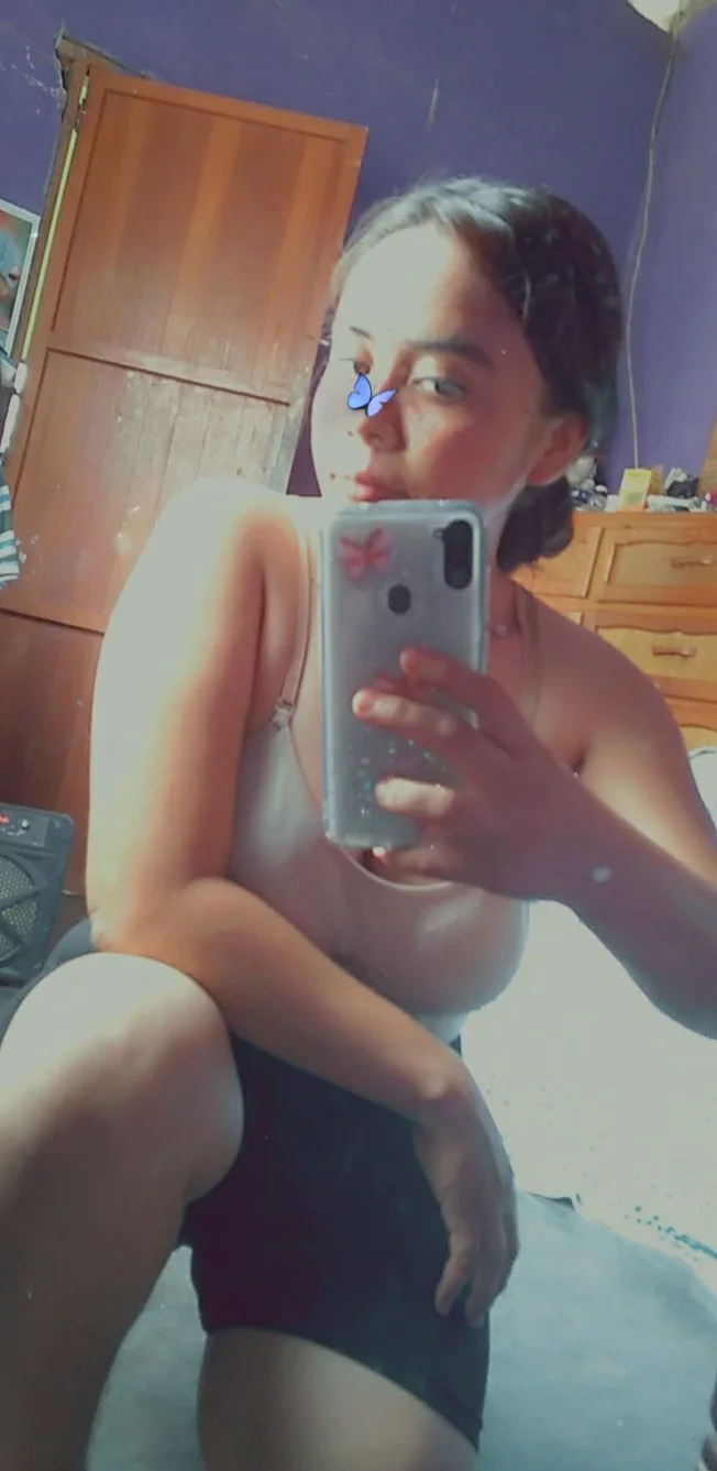 Mexicana le gusta enseñar image 2