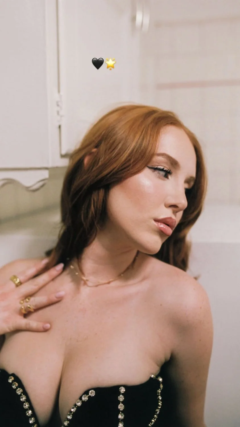 Dreamy SoCal Italian Redhead Ginger baddie such a hot slut 🔥🔥 image 19