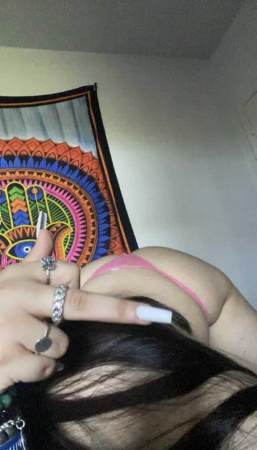 210 Latina teen hoe image 4