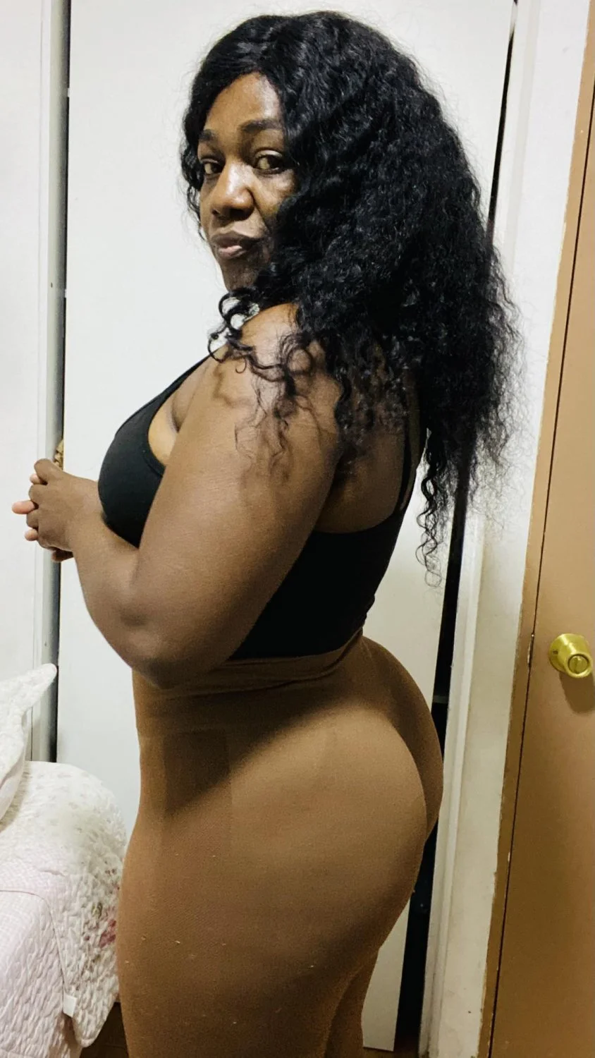Claudia Aponza Sexy image 16