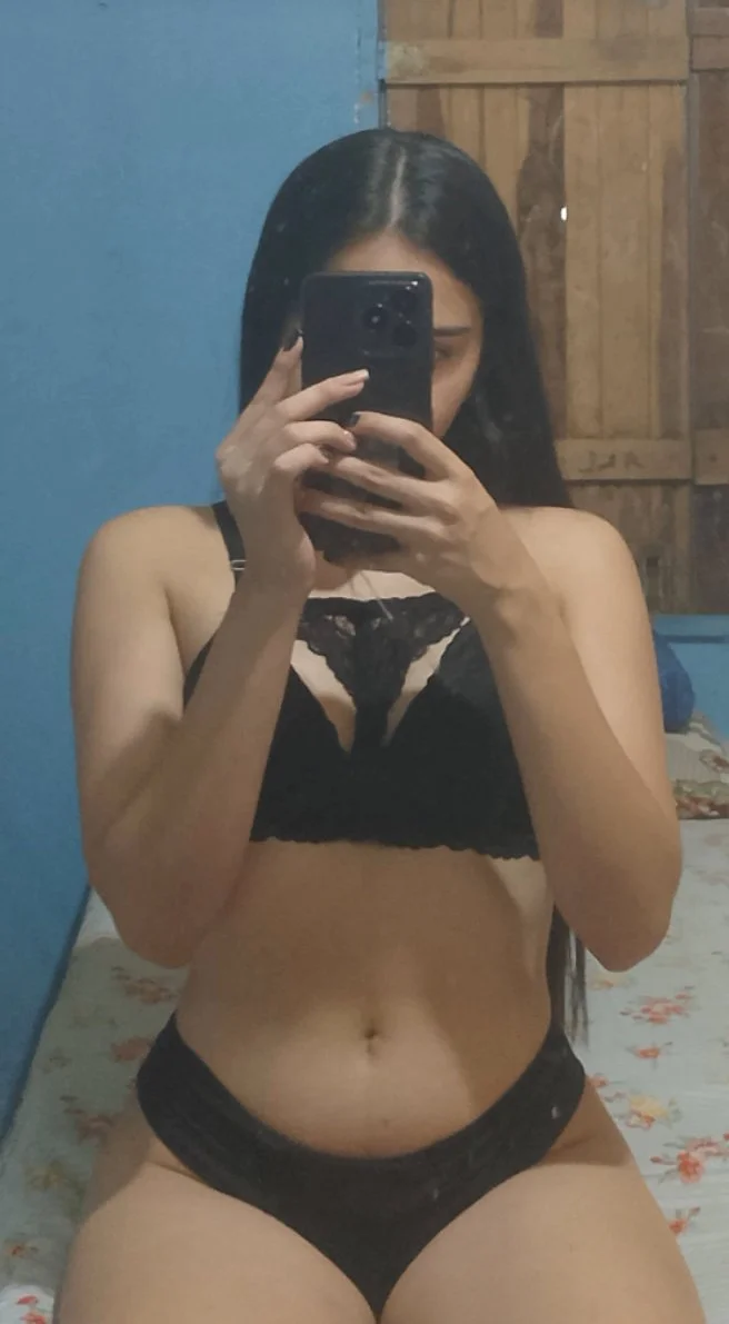Os peitos perfeitos da Júlia image 5