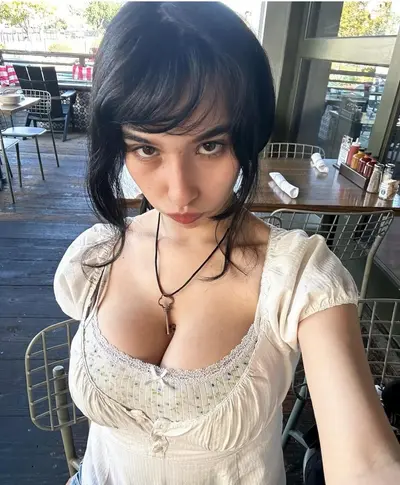 Hot babe irl cover image