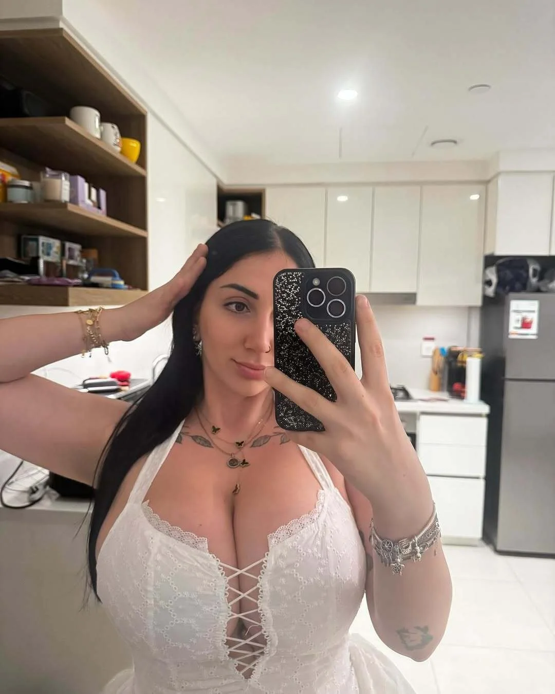 Busty Babe image 20