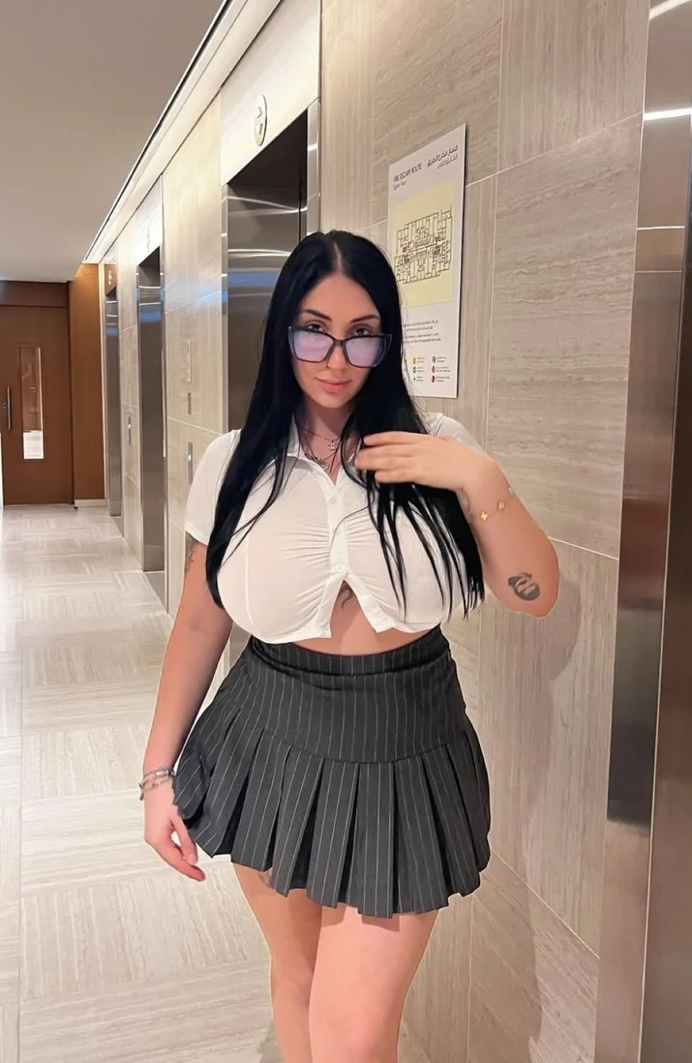 Busty Babe image 36