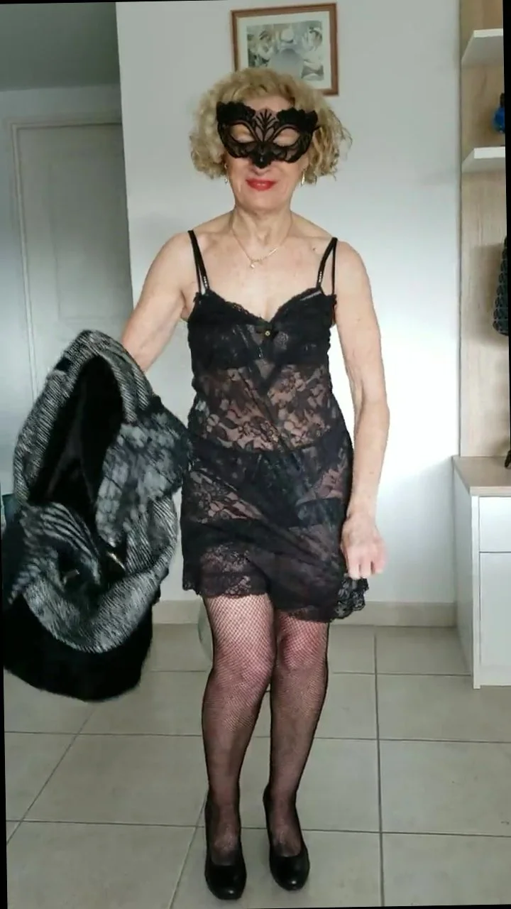 CHEATING GRANNY NURSE SOLANGE VALENTINE DAY (1 of 4) image 7