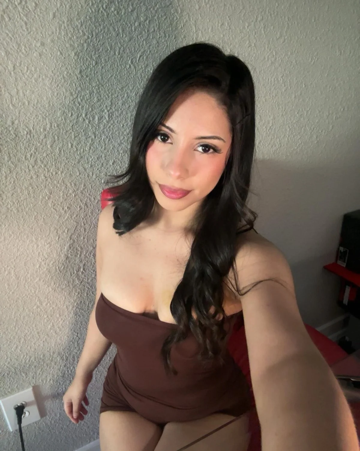Sexy thicc latina teen Abigail image 3